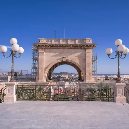 아파트 La Terrazza Poetto 2 Passi Dalla 칼리아리