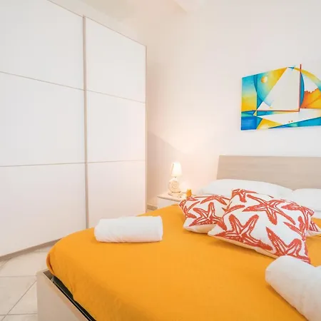 La Terrazza Poetto 2 Passi Dalla 아파트 *