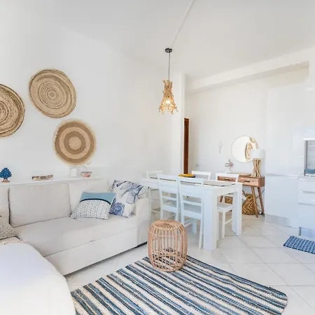 La Terrazza Poetto 2 Passi Dalla 아파트 *